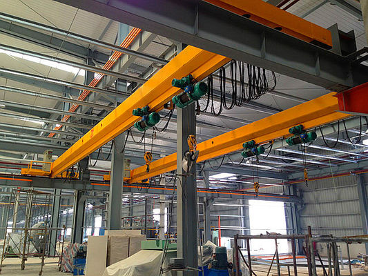 अनुकूलित पेंटिंग रंग सिंगल बीयर ओवरहेड क्रेन लिफ्टिंग हाइट 6-30 मीटर और CE ISO9001 2015 प्रमाणन के साथ