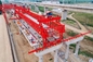 120 टन ब्रिज इरेक्टिंग मशीनरी स्टेबल ऑपरेशन सेफ ब्रिज बिल्डिंग मशीन